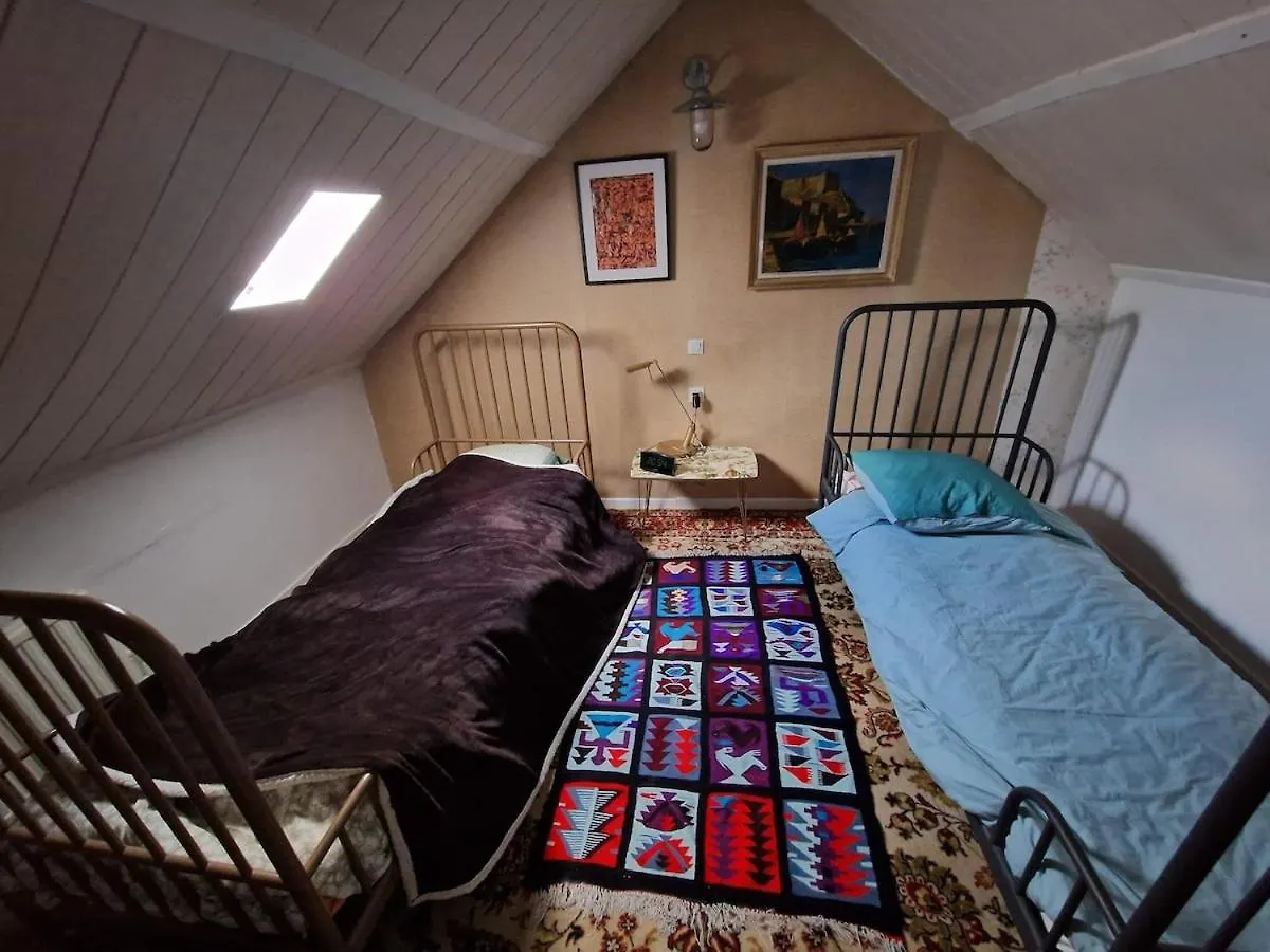 Holiday home Maison Bord De Mer Hillion